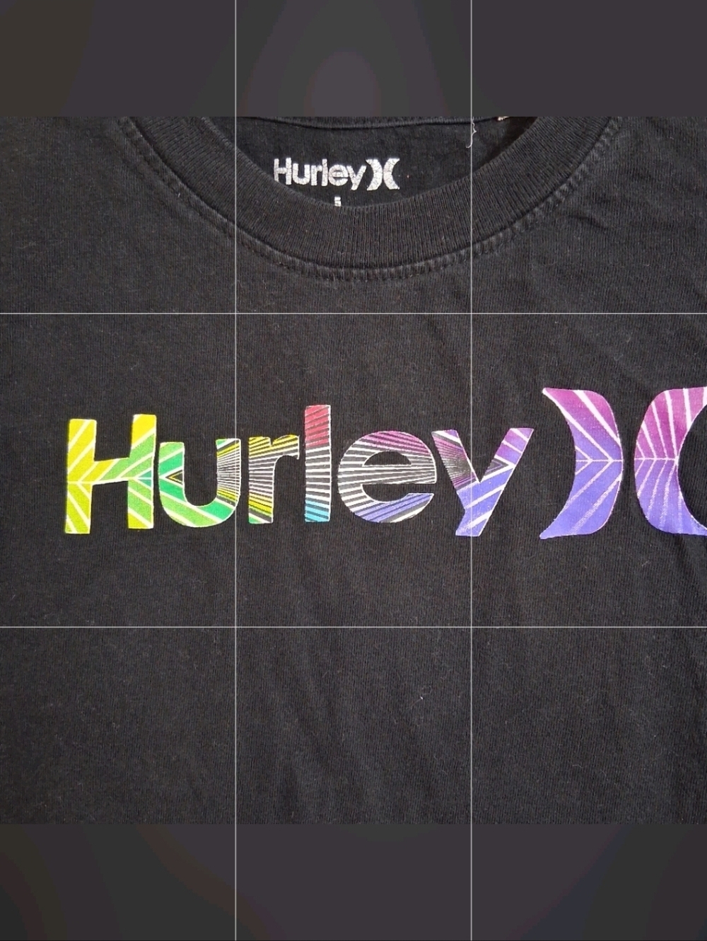 Hurley | Rainbow Logo Black Tee - Size (5) Small - Picture 4 of 5